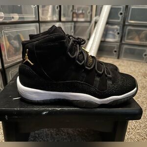 Grade School Jordan 11